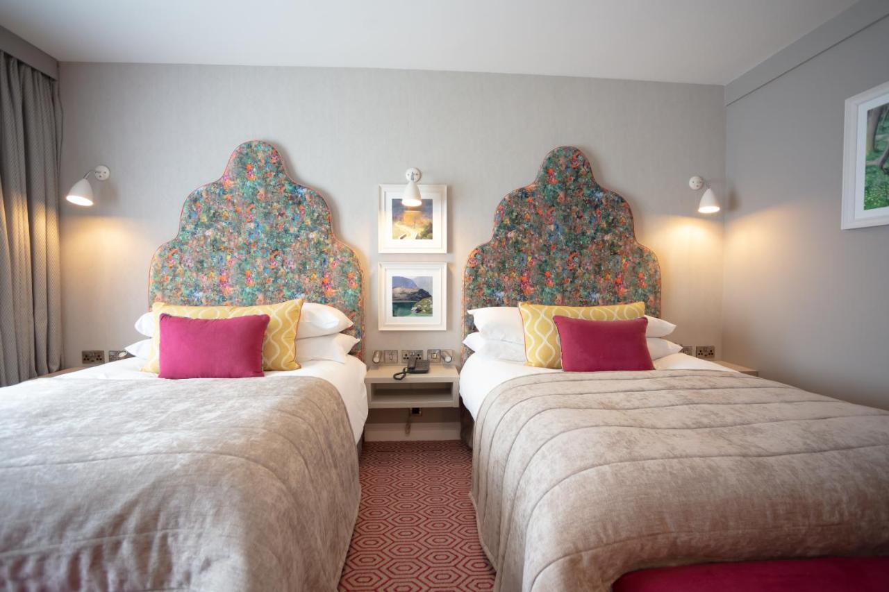 Four Seasons Hotel, Carlingford Ngoại thất bức ảnh